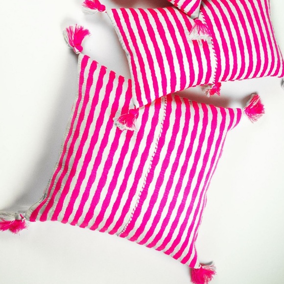 Archive for Anthropologie pink pillows